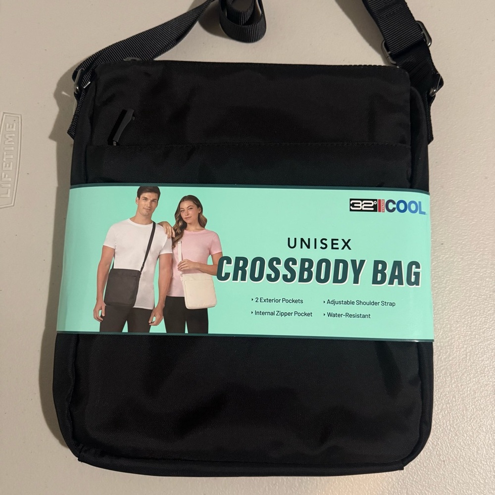 32 Degrees Cool Unisex Crossbody Bag, Black, One size